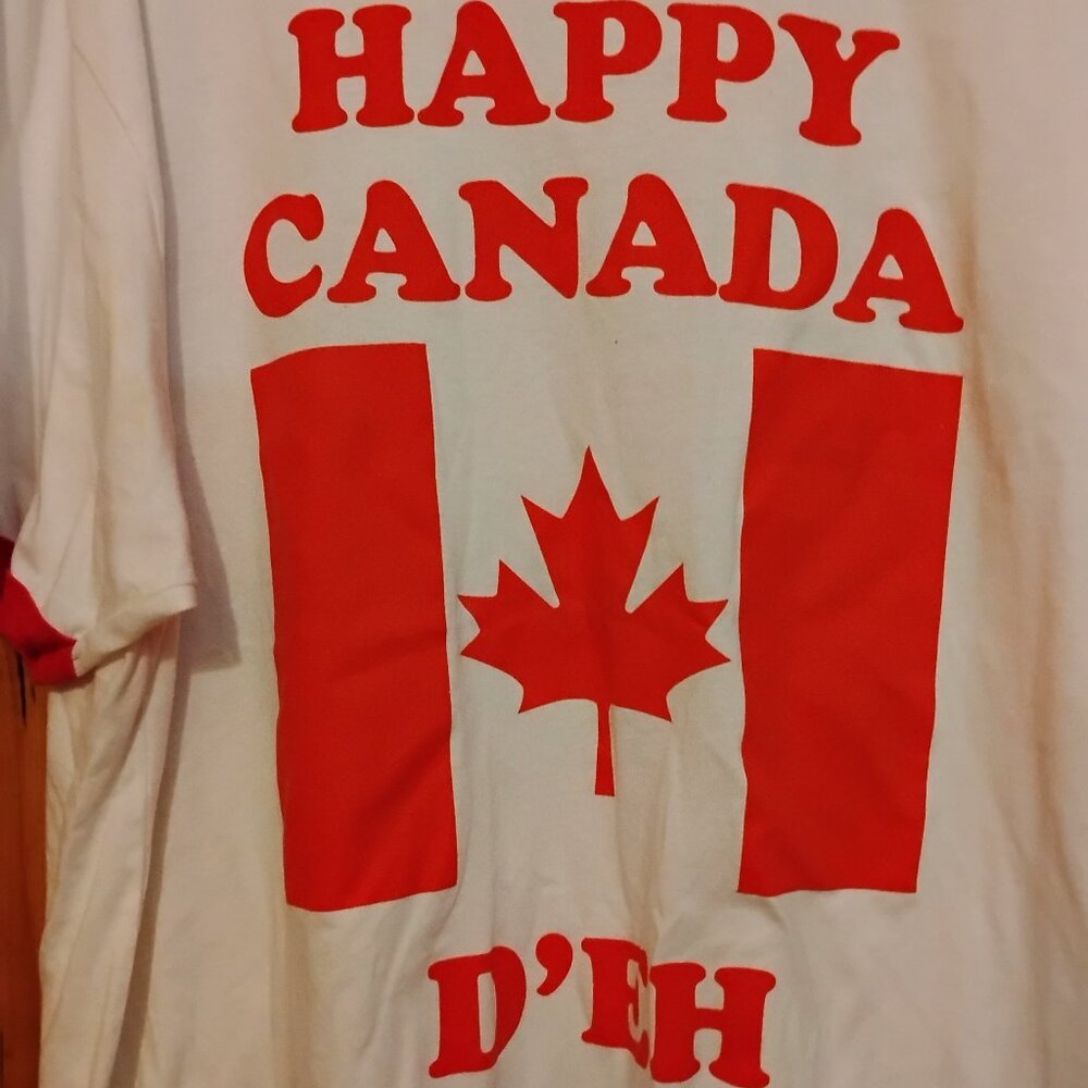 Men's White XXL Happy Canada D'Eh! Vintage Black Market Ringer T-Shirt